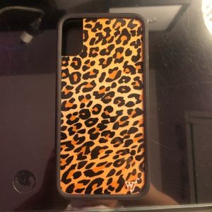 iPhone X/XS wildflower cheetah case